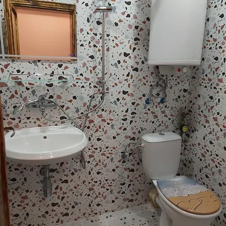 Апартамент Comfy In The Heart Of *